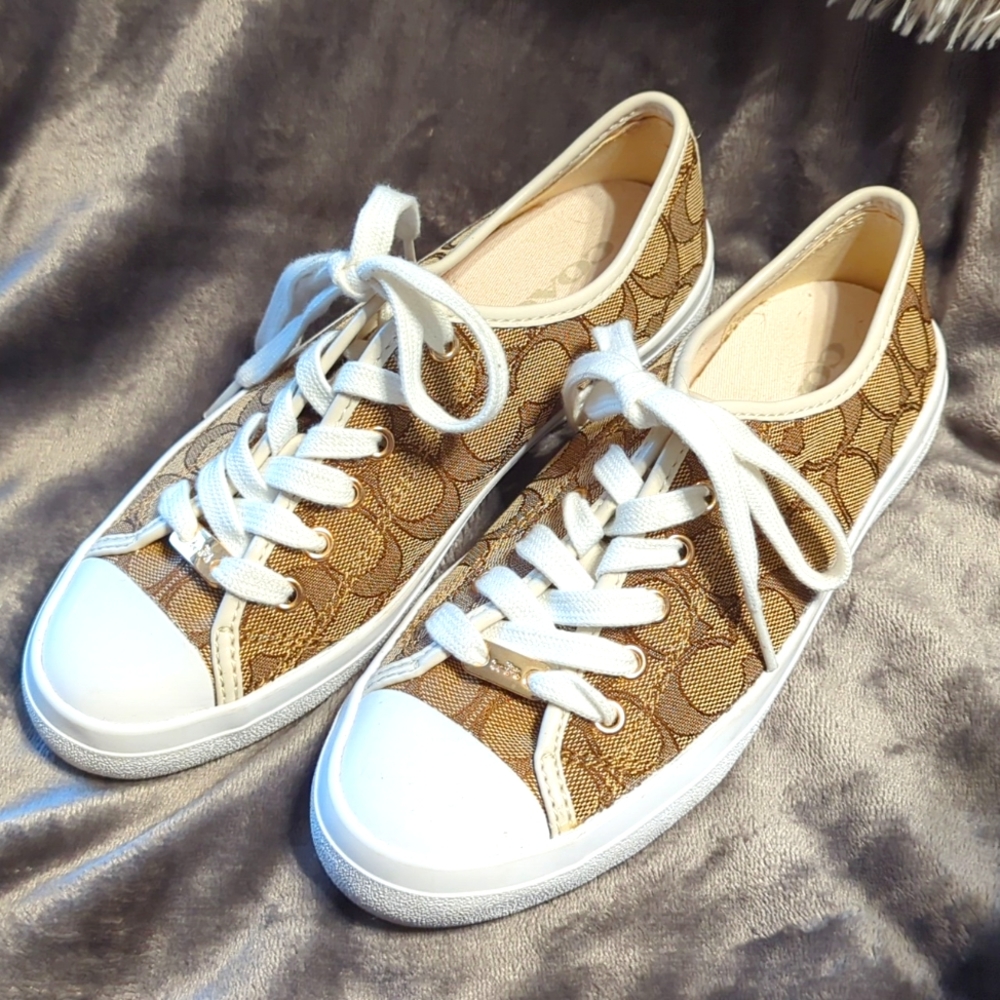 Coach sneakers /running shoe